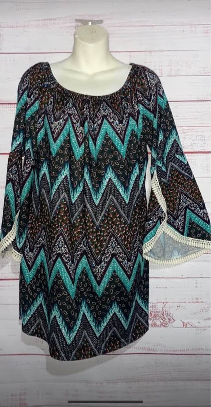 Women’s Multi Print Bell Sleeve Tunic Large / XL